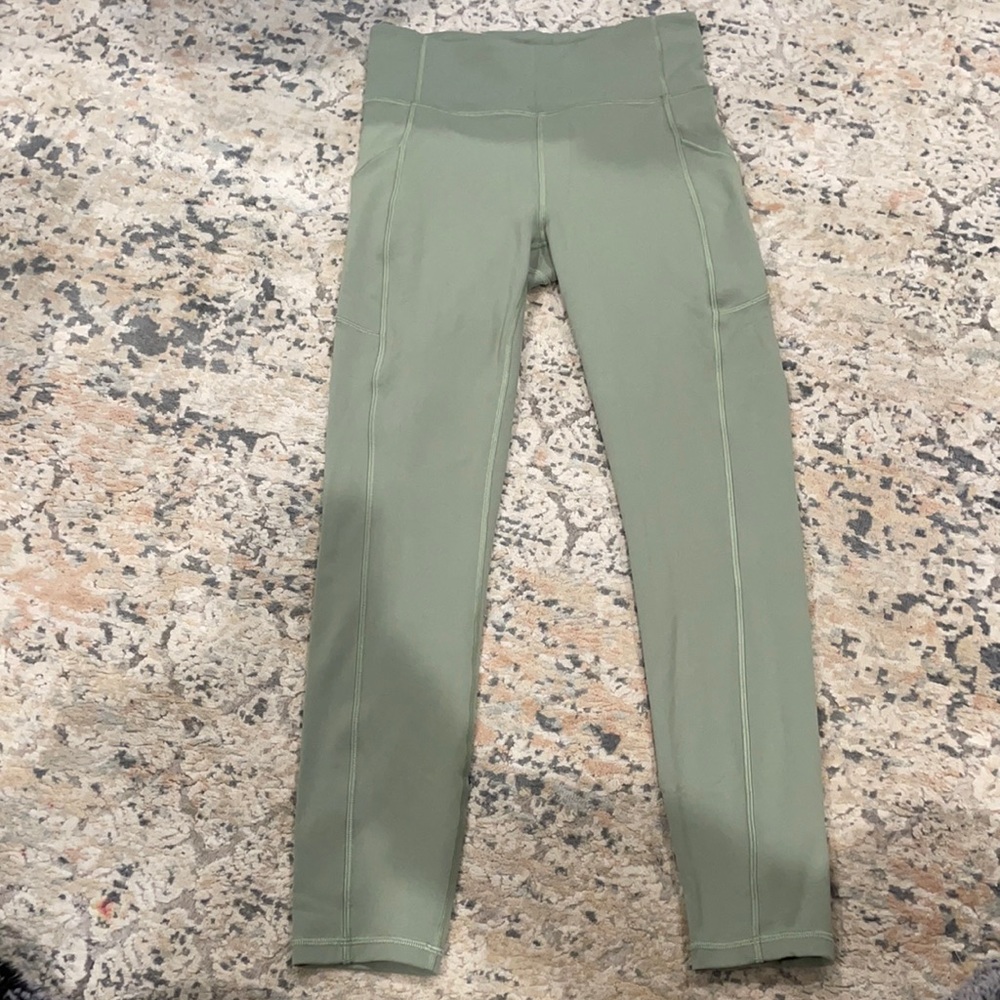 Lululemon light green align leggings